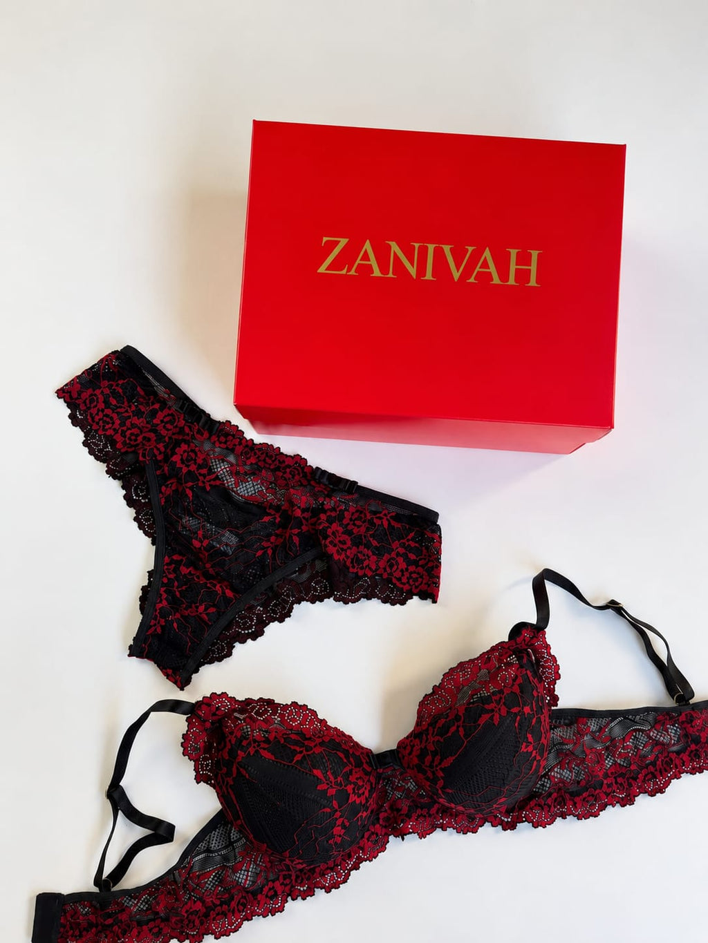 ❤️ Zanivah Luxury Lace Lingerie Set